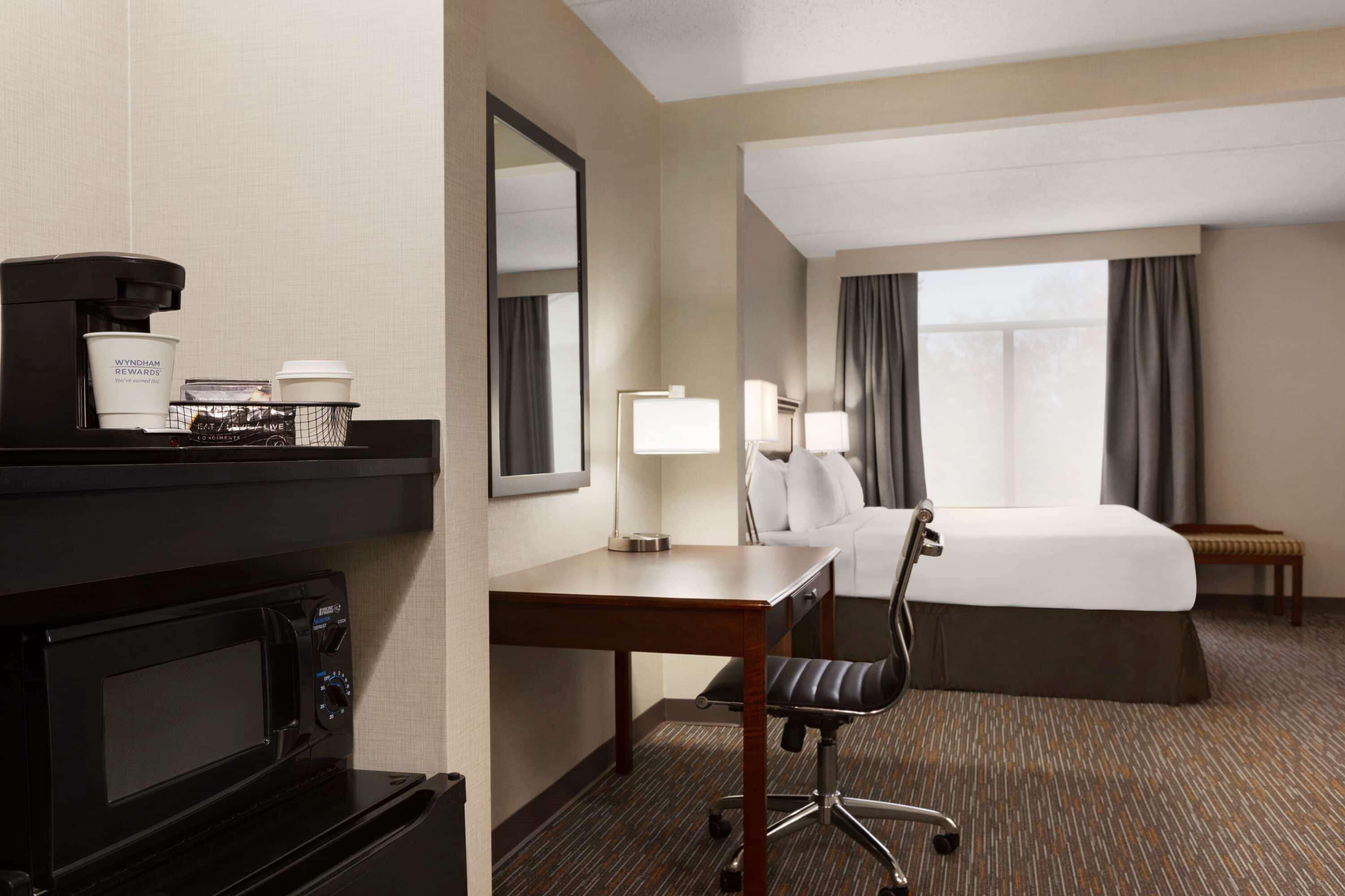 Wingate By Wyndham Bridgeport Clarksburg Hotel Exterior foto
