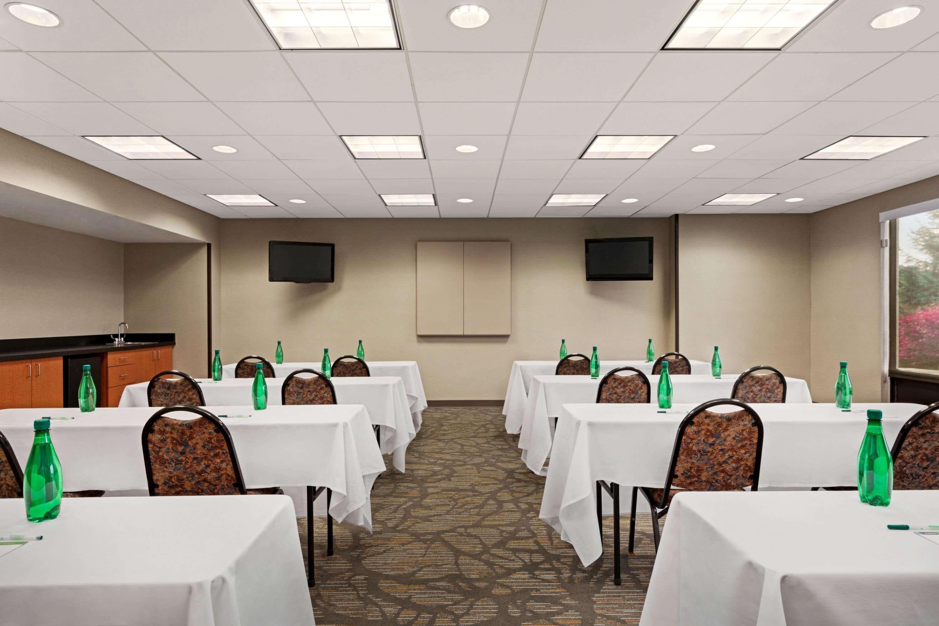 Wingate By Wyndham Bridgeport Clarksburg Hotel Exterior foto