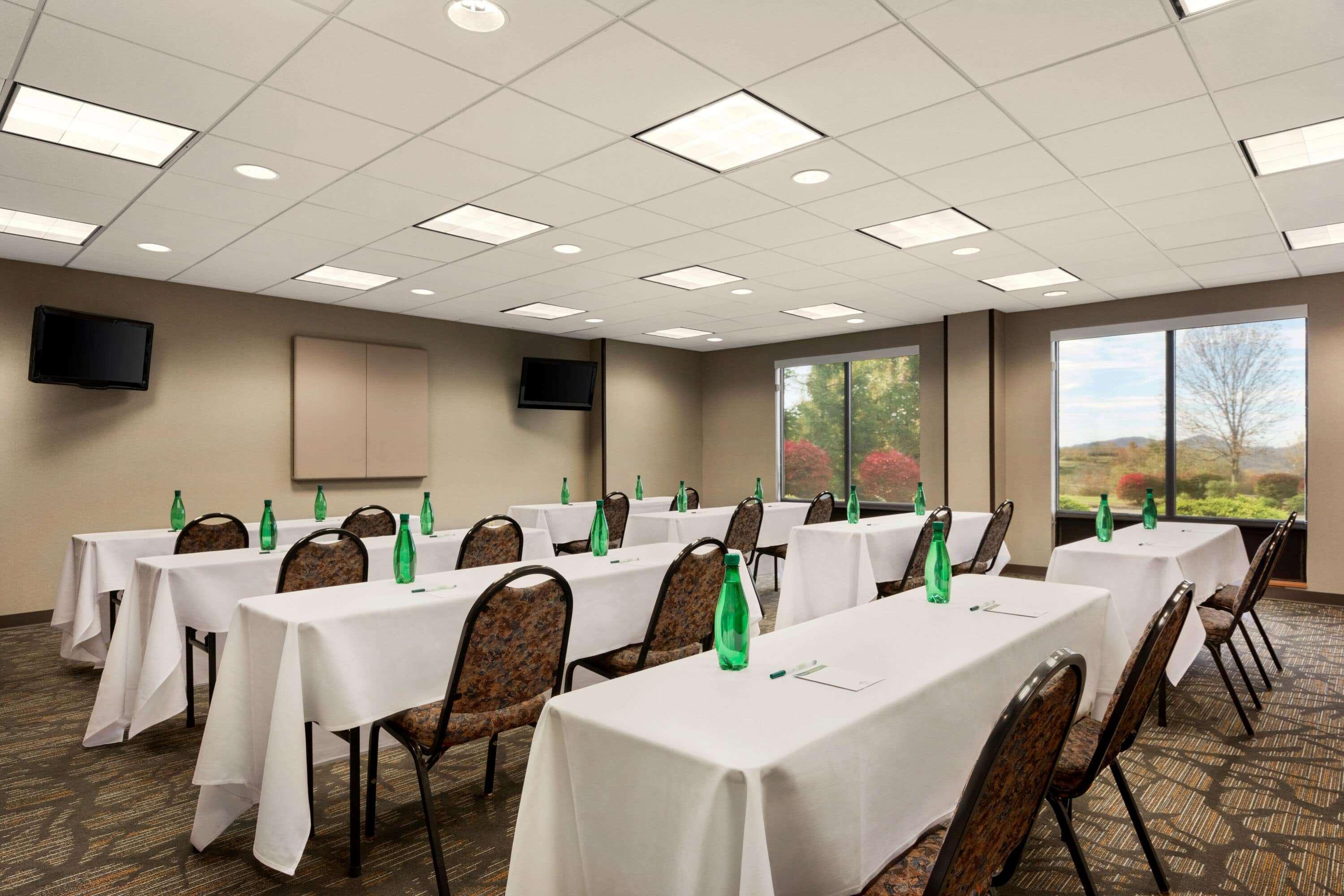 Wingate By Wyndham Bridgeport Clarksburg Hotel Exterior foto