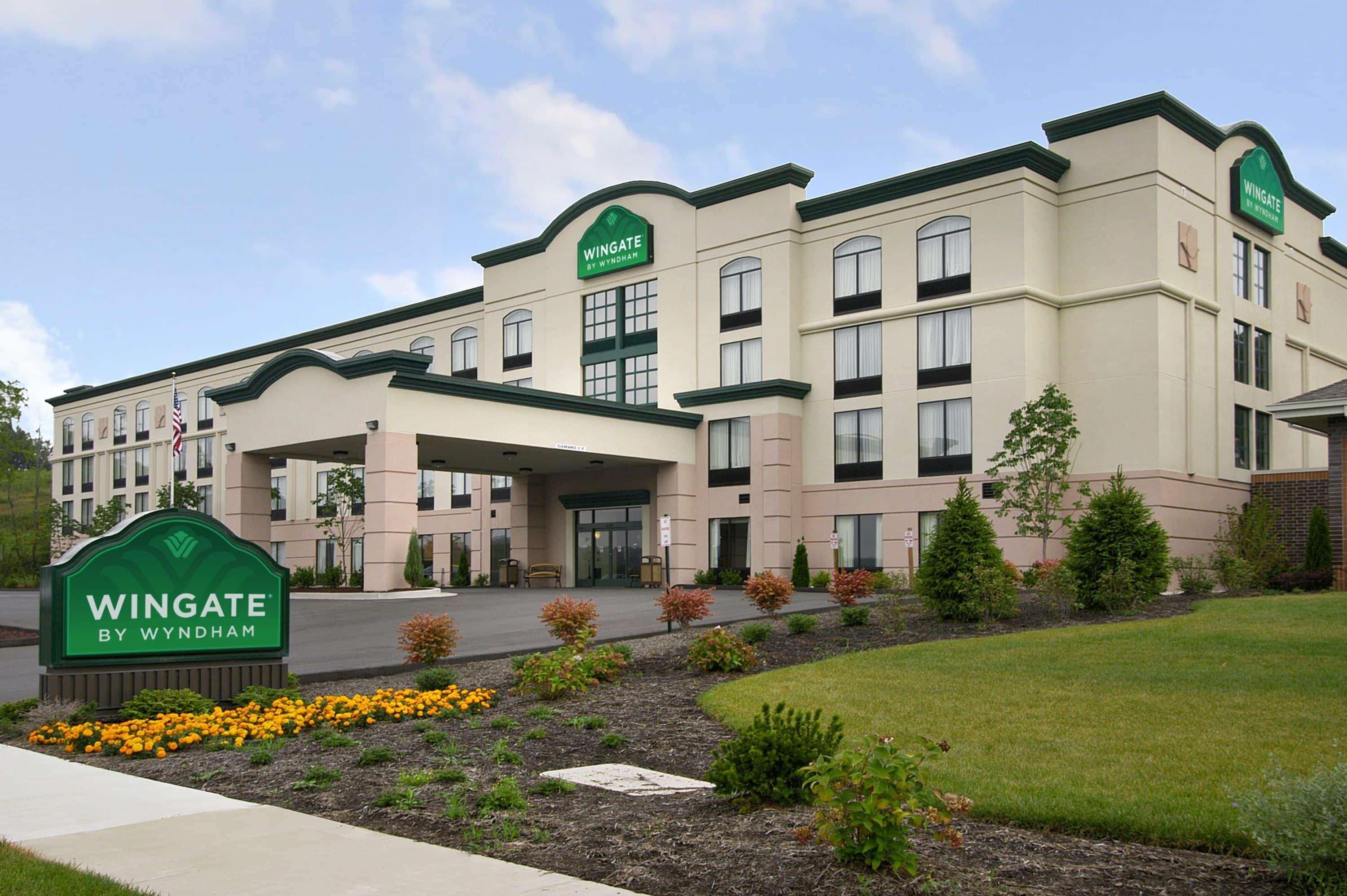 Wingate By Wyndham Bridgeport Clarksburg Hotel Exterior foto